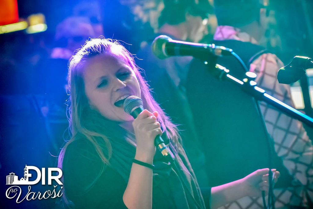 Ida Jakovac - multitalent - pjevanje